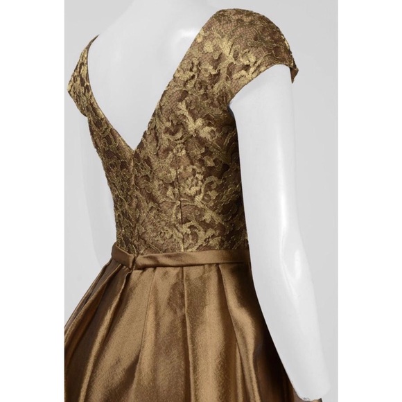 Theia Gown - Picture 6 of 6